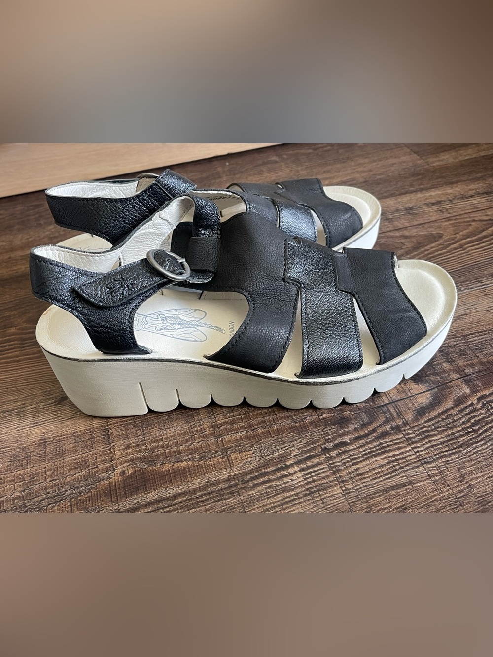 Fly London YUNI Black Leather Ankle Strap Wedge Sandals US 8-8.5  EU 39 - Picture 2 of 7